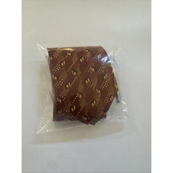 VINTAGE Ermenegildo Zegna Tie 100% Silk ITALY Made Necktie Business GEOMETRIC - Picture 9 of 9